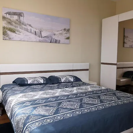 Cozy With An Impressive Sea View Warna
