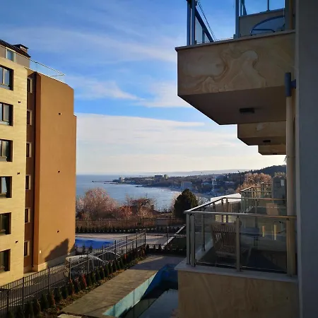 Cozy With An Impressive Sea View *
